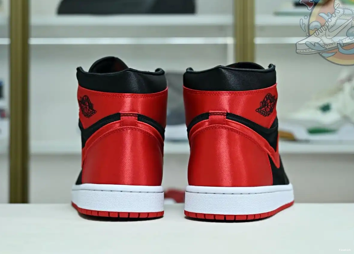 Jordan 1 Bred
